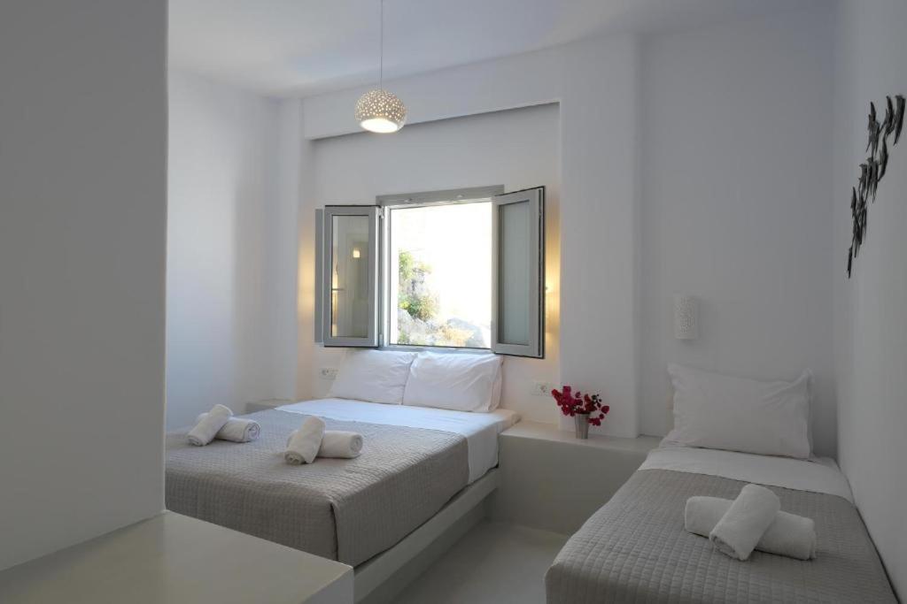 Fira Unique Rooms- Fira Center Exterior photo